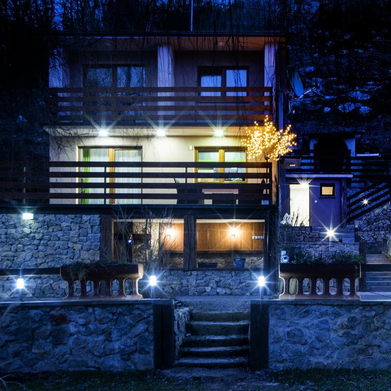 Moonriver Apartment Veljun エクステリア 写真