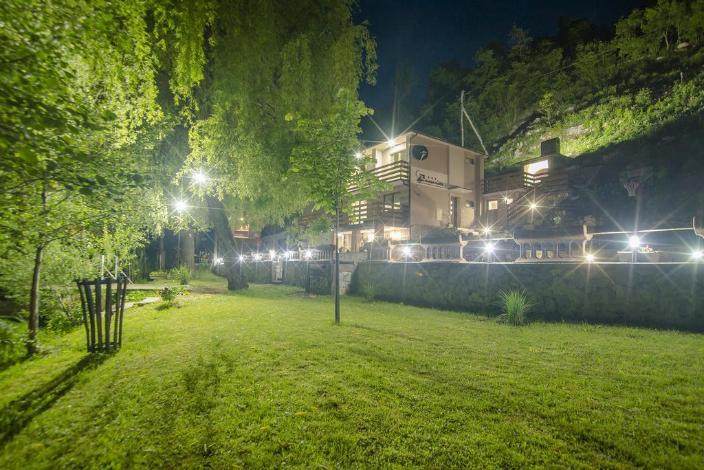 Moonriver Apartment Veljun エクステリア 写真